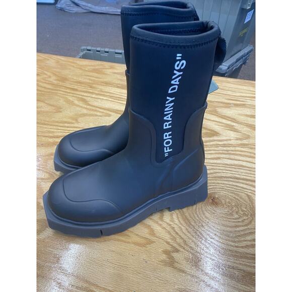 Off-White Rain Boots Womens 7.5 Black Zip Tie Sponge Sole Mid-Calf Round Toe S34